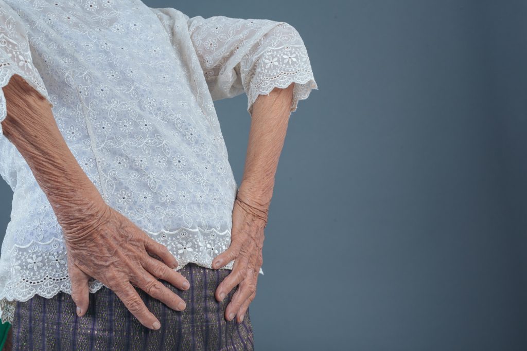 Elderly women with pain.