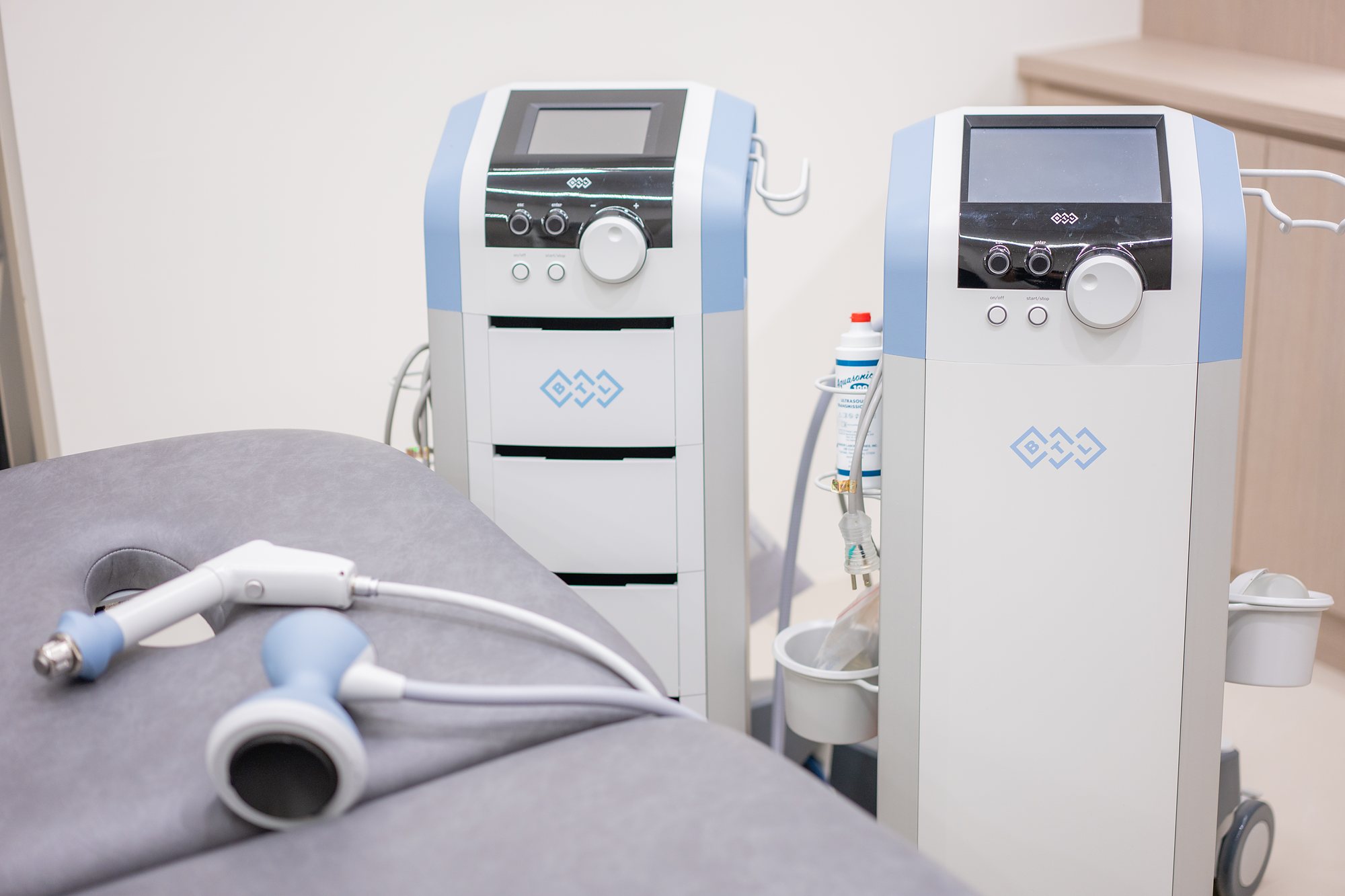 嘉韻診所的體外震波治療儀